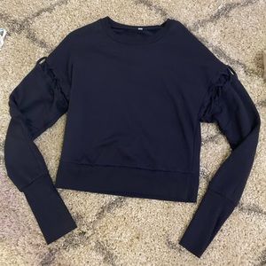 Alo yoga sweatshirt